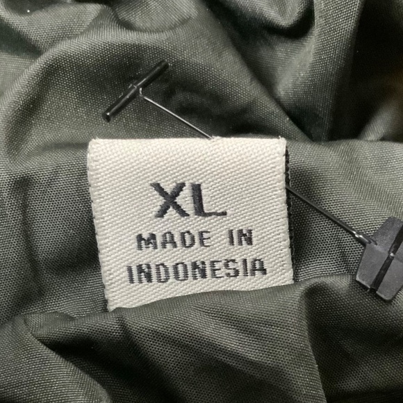 WOMEN’S LEVI’S WINTER PARKA SIZE XL - Picture 10 of 12